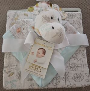 NEW Bananafish Studio Muslin Snuggle UP 3pc Giraffe Blanket Set Safari Aqua Blue